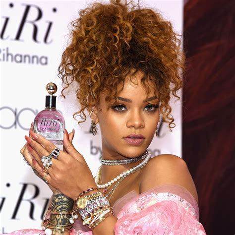 What Perfume Does Rihanna Wear? [2023 List]