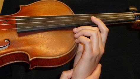 Nine steps to mastering violin vibrato | Article | The Strad