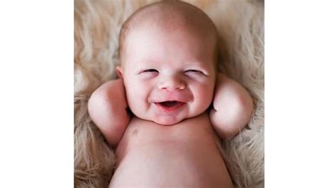 The cutest and the most adorable baby smiles. Amazing photography of smiling babies. - YouTube