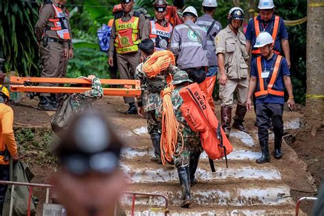 Operation to rescue boys trapped in Thai cave begins - Arabianbusiness