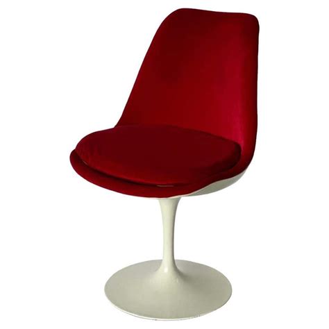 Counter Height Eero Saarinen Tulip Style Chair at 1stDibs | tulip counter stool, saarinen ...