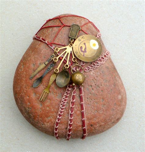 Pin by Lynn Papazian on Woven Rock Art Collection | Rock crafts, Stone ...