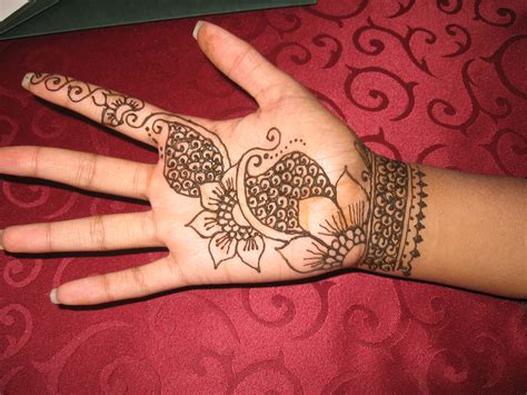 Easy Henna Designs for Palm: Effortlessly Beautiful Patterns for All Occasions - Click Here for ...