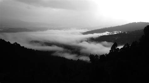 Fotoğraf : doğa, dağ, bulut, siyah ve beyaz, gökyüzü, sis, sabah, Tepe, şafak, atmosfer, Dağ ...