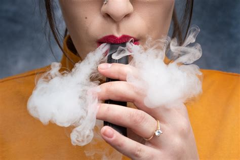 Woman Vaping on Electronic Cigarette | Woman vaping on an el… | Flickr