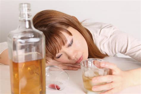 What is Acute Intoxication? (with pictures)