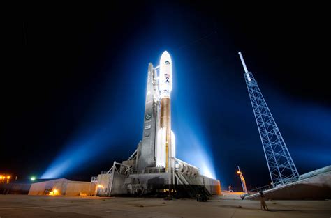 Busy Year of 13 Launches by ULA in 2015 Begins with Blastoffs for the Navy and NASA - Universe Today