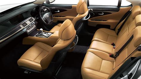 New Lexus LS460 Interior picture, Inside view photo and Seats image