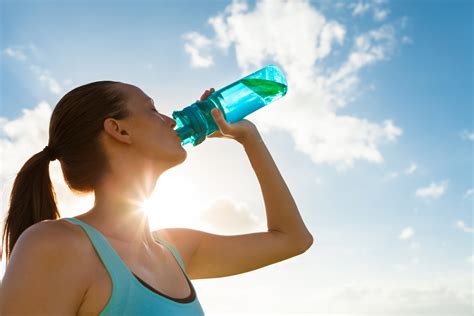 Why Hydration Sports Drinks are a Must-Have for Athletes?