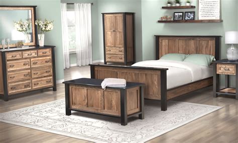 Handcrafted Amish Bedroom Furniture & Set | CABINFIELD