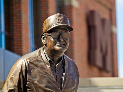 Bo Schembechler Statue / Michigan Exposures: The Bo Statue / I started ...