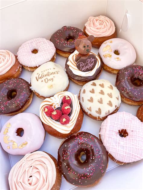 Valentine’s Day doughnuts by Saint Honoré in Vegas | Fancy donuts, Donut dessert, Delicious donuts