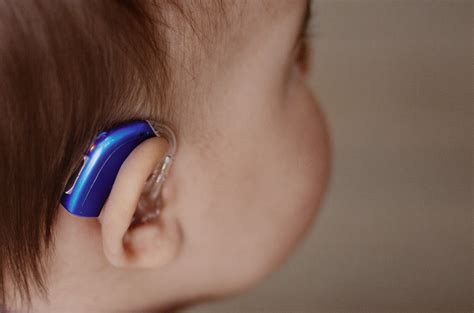 Hearing aids for kids & children | Oticon Sensei