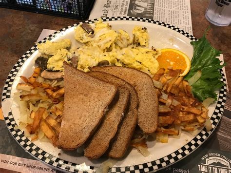 American breakfast...for 4? Sequim, WA. Sept 2017 | drburtoni | Flickr