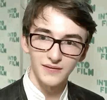 Pin by Ella ♡ on Celebrities | Isaac hempstead wright, Celebrities ...