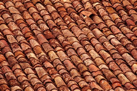 The Benefits Of Terracotta Roof Tiles - Home Tile Ideas