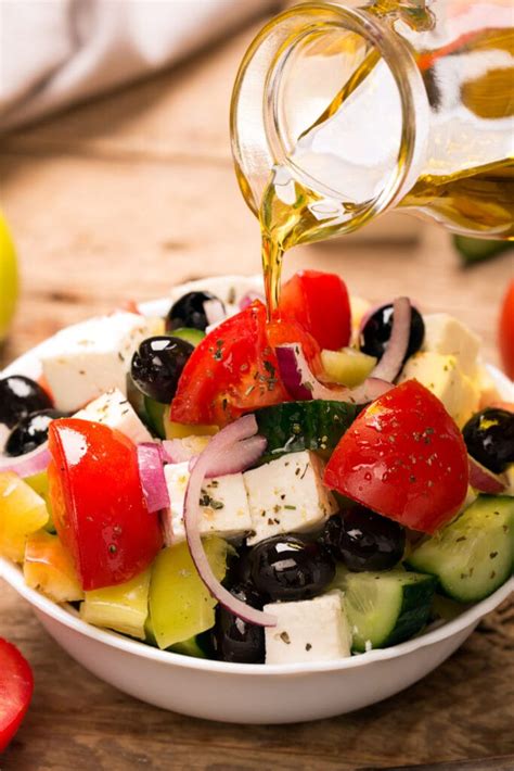 Ina Garten Greek Salad (Barefoot Contessa Recipe) - Insanely Good