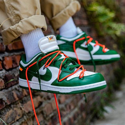 Nike Dunk Low Off-White Pine GreenNike Dunk Low Off-White Pine Green - OFour