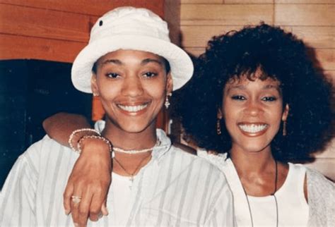 How will Whitney Houston's Relationship With Robyn Crawford be ...