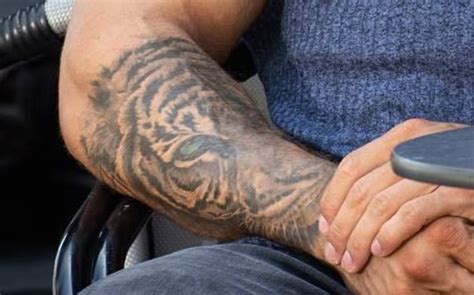 Chris Bumstead's 2 Tattoos & Their Meanings - Body Art Guru