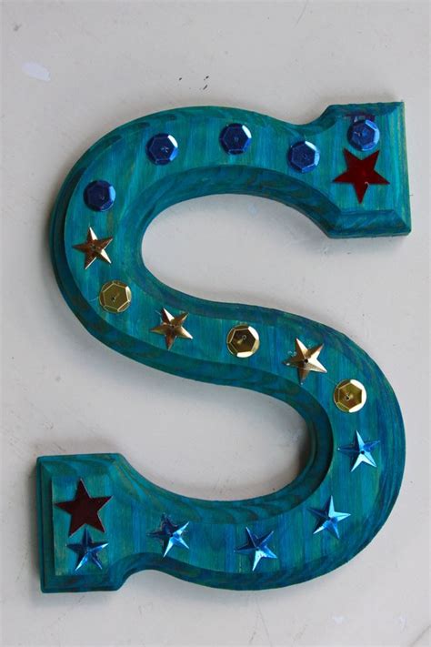 craft thursdays: creative initials