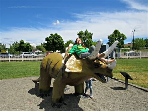 Dinosaur Park in Granger, Wa. Perfect for Dinosaur Fans! - Thrifty NW Mom