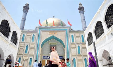 In pictures: Hopes and prayers as Lal Shahbaz Qalandar's shrine ...