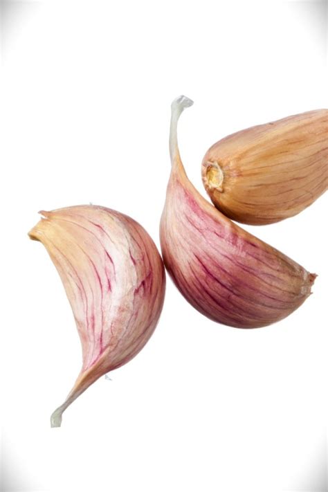 How Much Is A Clove Of Garlic? Garlic Clove Explained