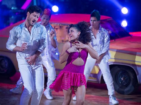 Watch Laurie Hernandez Get The First Perfect Score On The Latest ‘DWTS ...