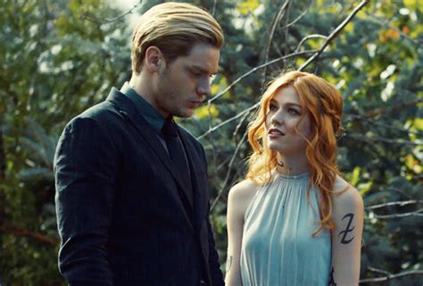 Shadowhunters: My Favorite #Clace (Jace Herondale & Clary Fairchild) Moments - Mae Polzine