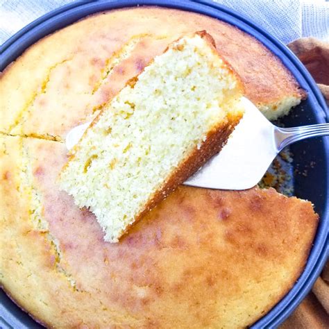 Pan de Maiz (Cornbread) - Mexican Appetizers and More!