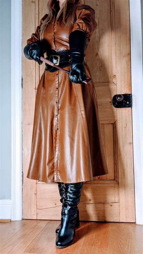 Leather Skirt And Boots, Leather Coat Jacket, Leather Wear, Leather Dresses, Dress With Boots ...