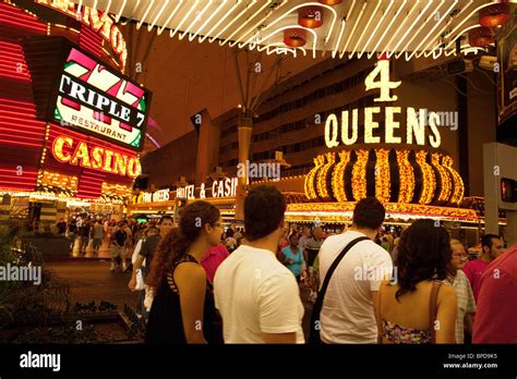 People enjoying the Las Vegas nightlife downtown on Fremont Street, Las Vegas, Nevada, USA Stock ...