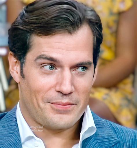 Young Henry Cavill, Young Henrys, Friyay, Man Of Steel, Superman, Handsome, Chicken Pot, Pot Pie ...