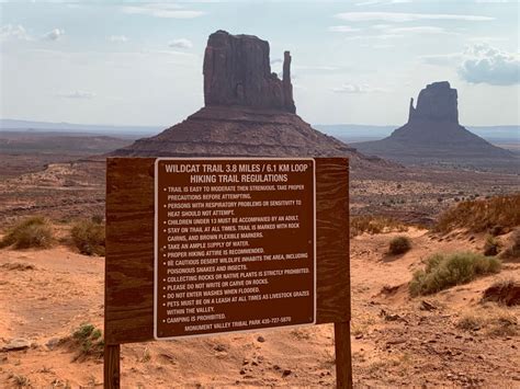 Hiking - Monument Valley View