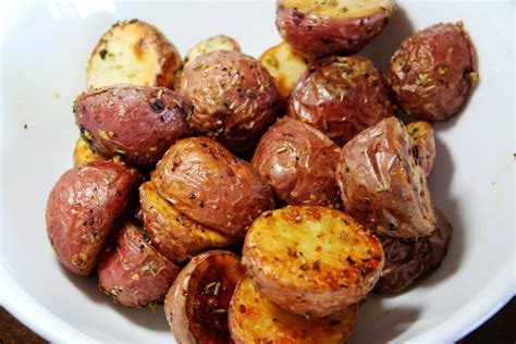 Herb Roasted Potatoes & Pearl Onions – The Comfort of Cooking