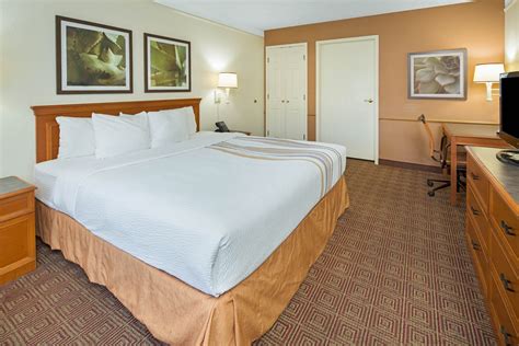 La Quinta Inn by Wyndham San Diego - Miramar | San Diego, CA Hotels