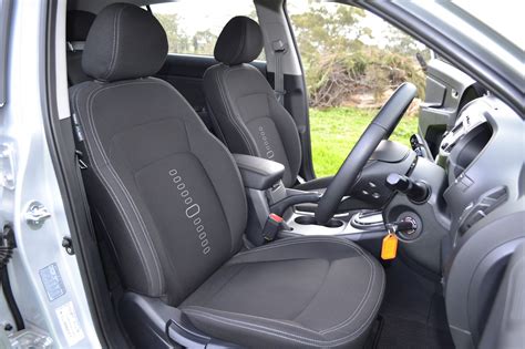 Kia Sportage Review - 2012 SLi Diesel Automatic, Front Seats - ForceGT.com