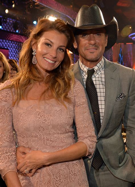 Faith Hill Attends 2016 CMAs With Husband Tim McGraw Days After Her ...