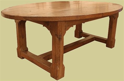 Round and Oval Dining Tables | Handmade Bespoke Oak Dining Furniture ...