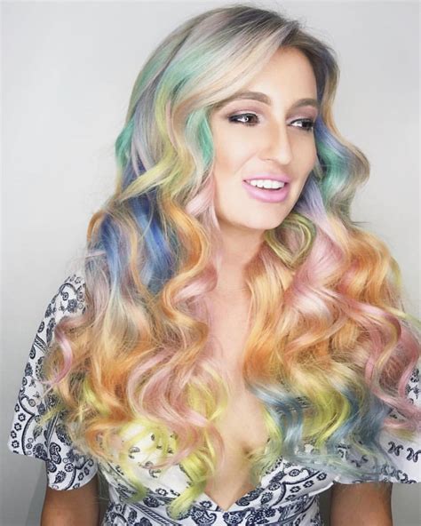 The Truth Behind the Bold & Pastel Hair Color Trends ⋆ BrassLook