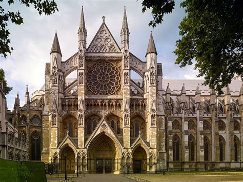 Westminster Abbey: 1,000 years of coronations, from King Harold and William the Conqueror to ...
