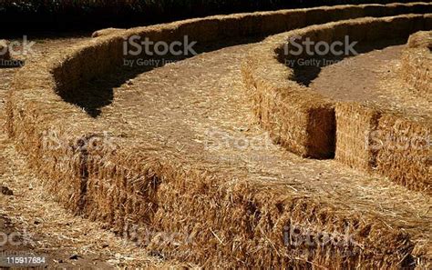 Straw Bale Maze Stock Photo - Download Image Now - Abstract, Agriculture, Backgrounds - iStock