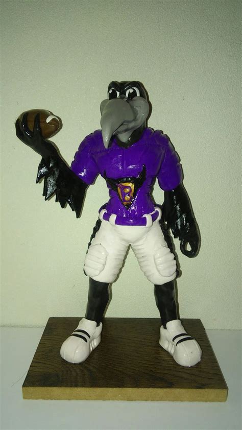 Baltimore ravens. A gift for a guest who is a ravens fan and now has given me inspirations to ...