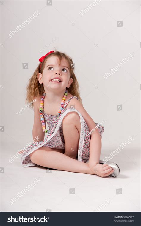 Portrait Cute Little Girl Sitting On Stock fotografie 39267217 | Shutterstock