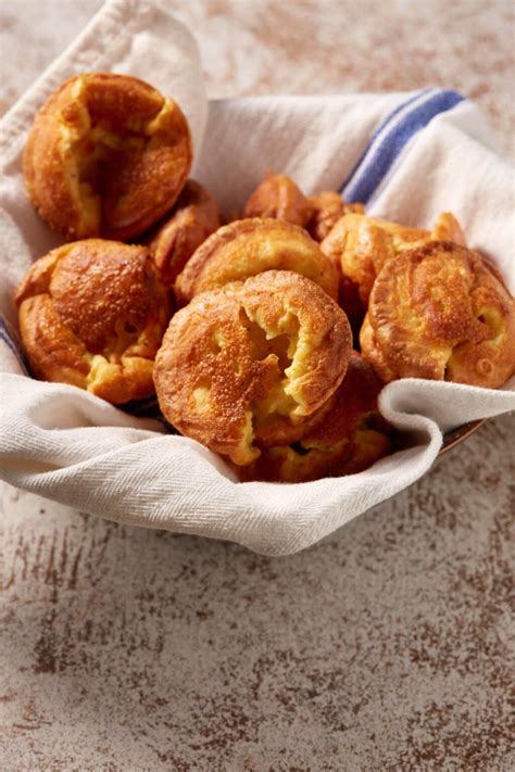 Yorkshire Pudding Muffin Tin - Butter & Baggage