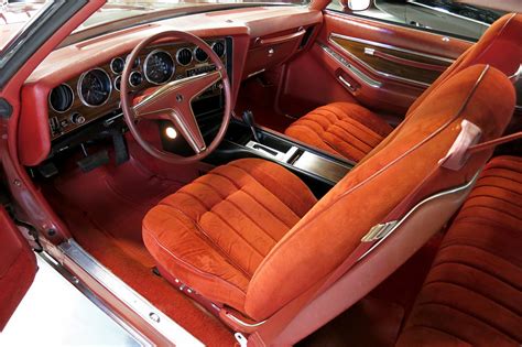 1977 PONTIAC GRAND PRIX - Interior - 191209