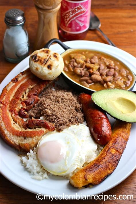 Bandeja Paisa (Paisa Platter) | My Colombian Recipes | Receta | Comida ...