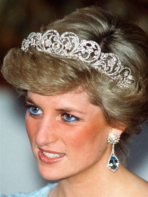 Princess Diana Makeup Artist | Saubhaya Makeup