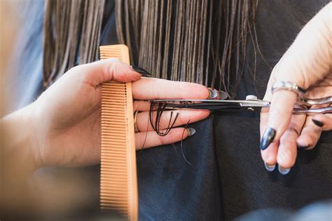 The Haircut Guide: Everything You Need to Know for the Perfect Cut